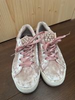 Elegante rosa Schuhe mit Glitzerelementen