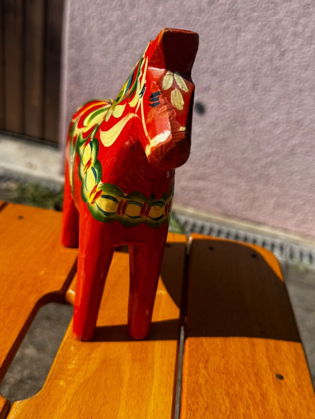 Figurines: Schwedisches Dalahäst/ Dala-pferd – D'occasion à Egg b. Zürich par Brocki_Insel_Egg 2