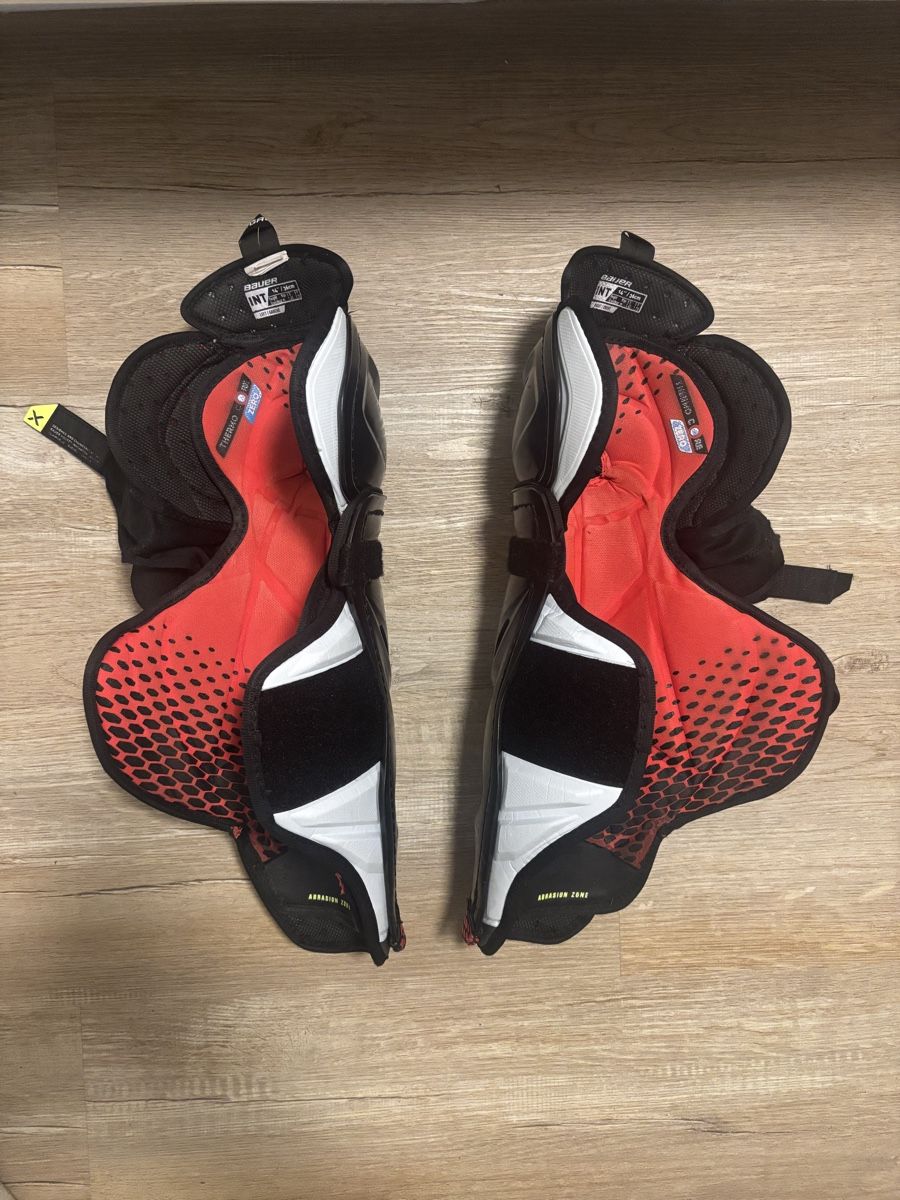 Bauer Schutz & Schoner: Bauer Vapor Hyperlite Shinpads – Gebraucht aus Dübendorf von jus_d5c2 1