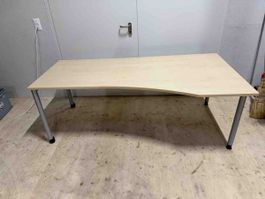 Bürotisch Buche Dekor asymmetrisch neuwertig