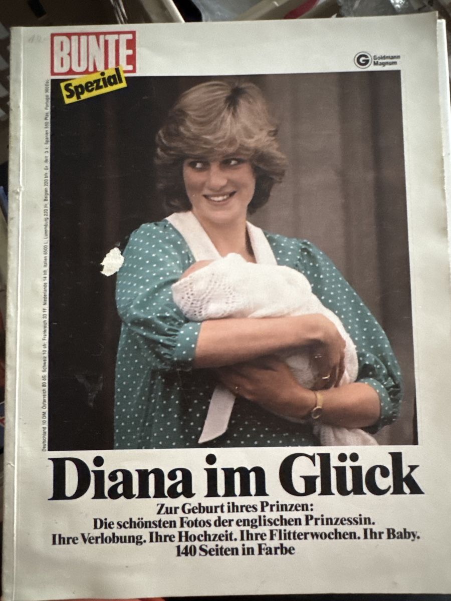 Libri: 3 x Princess Diana, – Usato da safenwil venduto da Joi3 2
