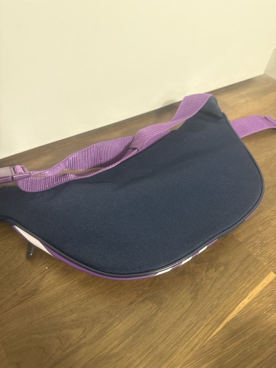 Adidas Borse: Adidas Bauchtasche dunkelblau lila – Usato da Fahrweid venduto da natagio 1