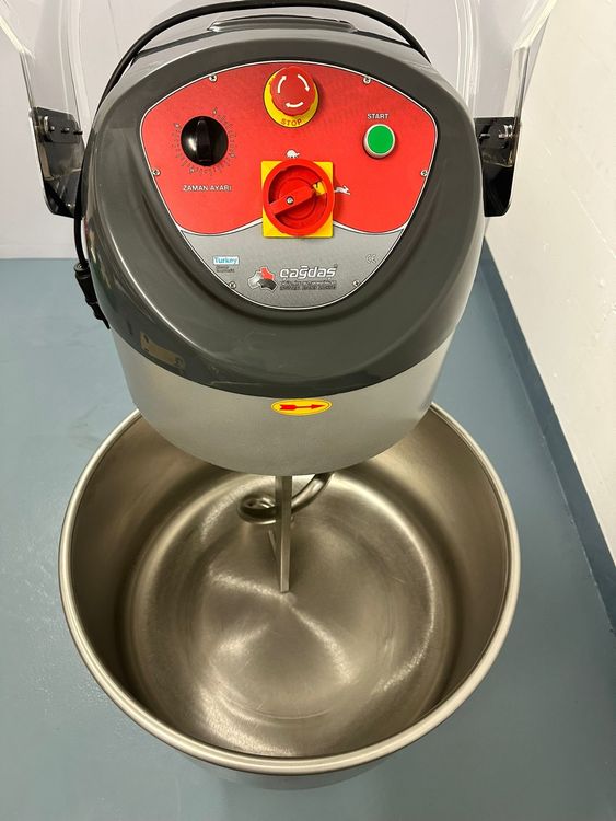 Beeketal Profi Teigknetmaschine 30l BTK30 - Spiralkneter Mit Rotierender Schüssel Für Bäckereien