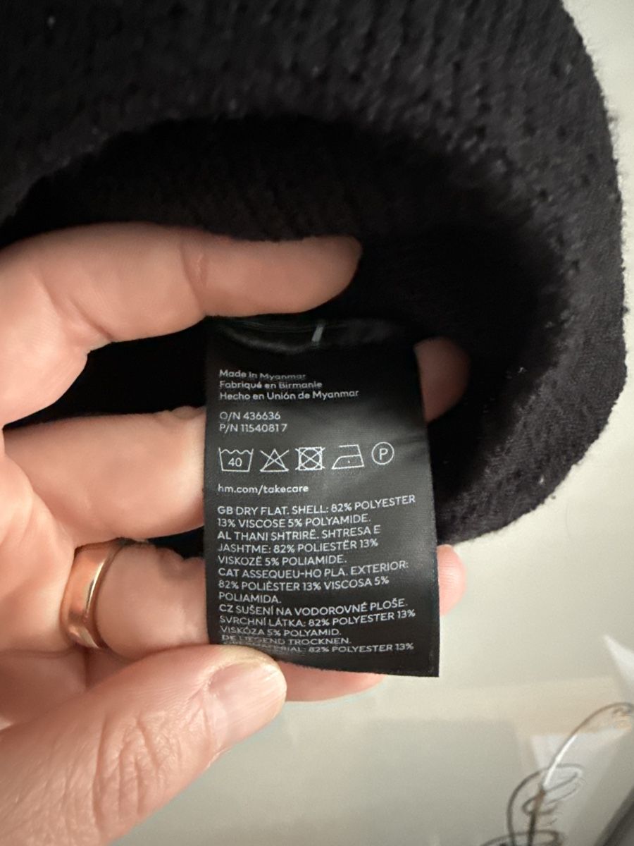H&M Vestiti: Strickkleid Gr.L  – Usato da Winkel venduto da _OachKatzerl_ 1