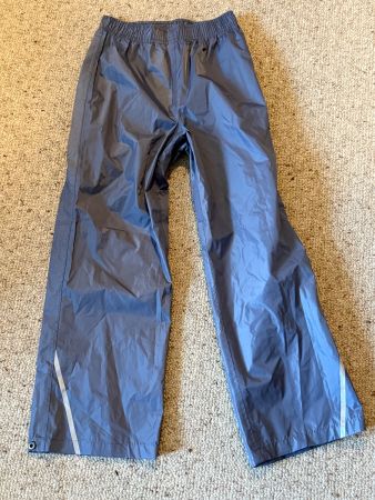 Regenhose wasserabweisend, Grösse 122  Top Zustand!