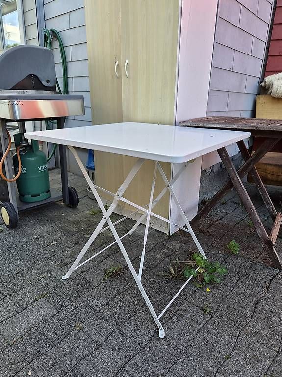 Tables: Gartentisch – D'occasion à Bischofszell par saenderli
