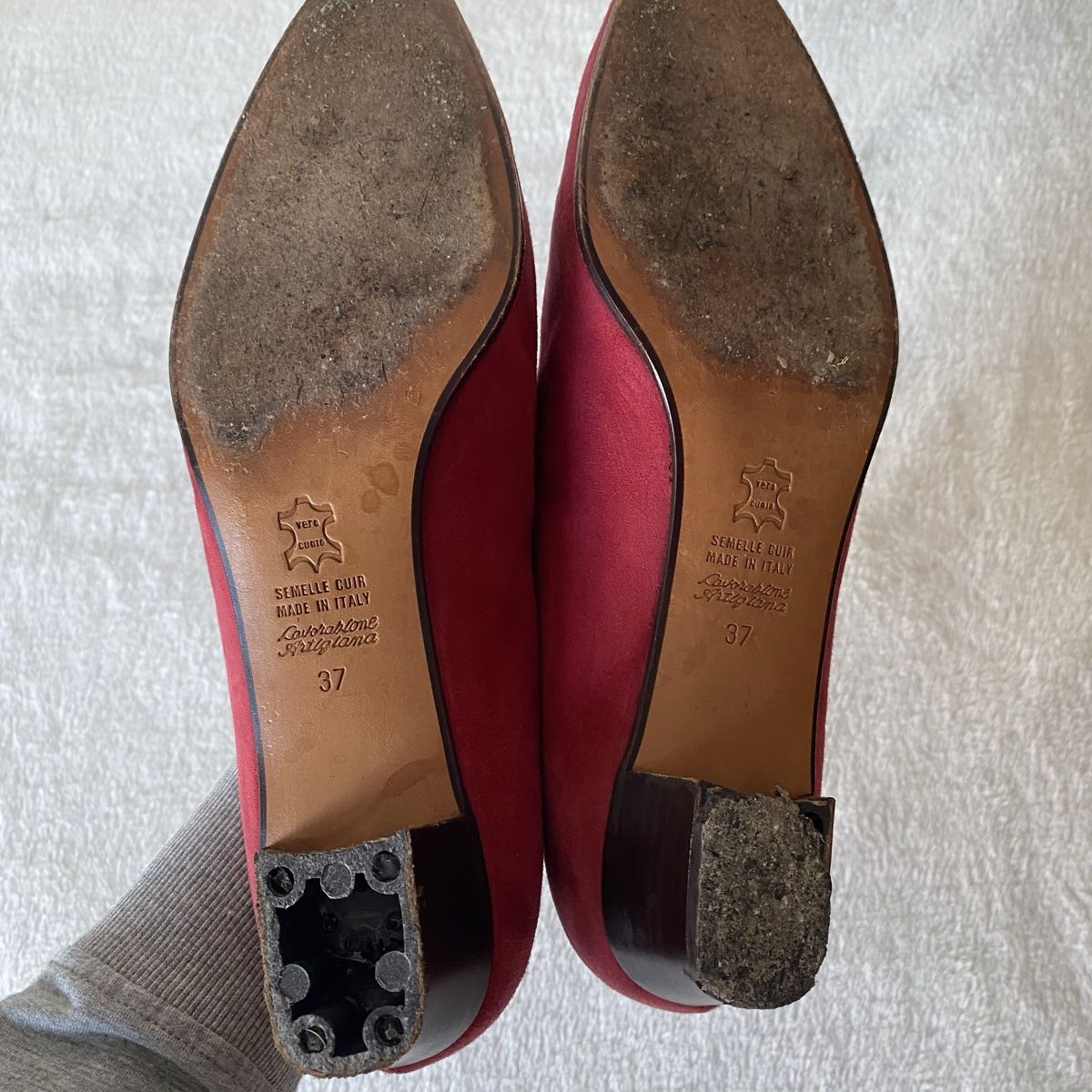 Scarpe da donna: Les Copains Vintage Leder Pumps 37 – Difettoso da Givisiez venduto da dor_xb9k 3