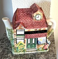 Teapot The Village Collectables Golf Club Annie Rowe