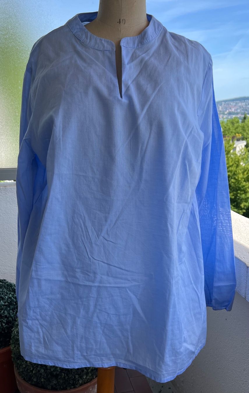 Camicette: Leichte Sommerbluse hellblau Gr.44 – Usato da Kilchberg ZH venduto da jul_d2j2