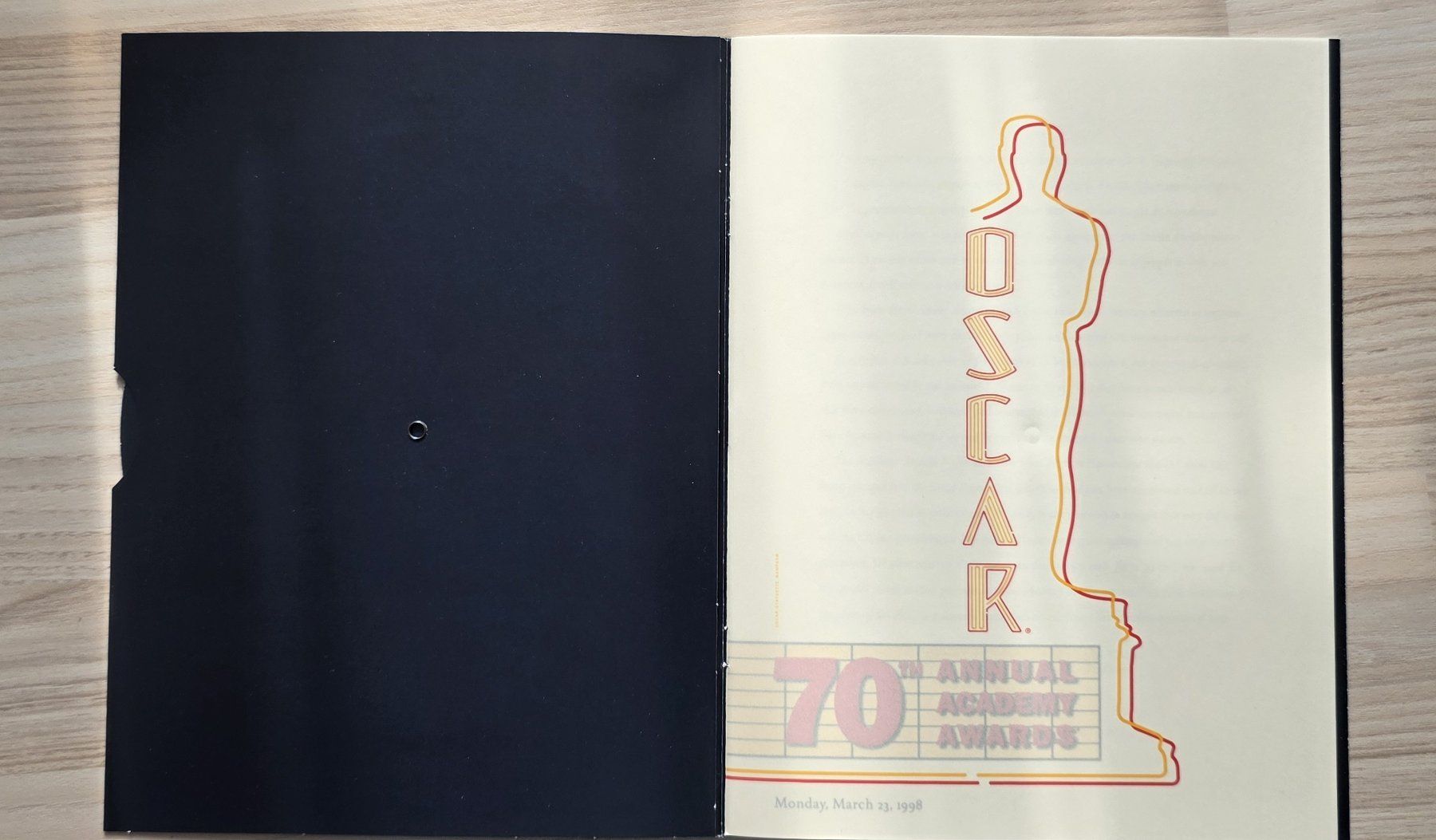 Libri: Oscar Verleihung 1998 Programmheft - Sehr selten! – Nuovo (secondo la descrizione) da Oetwil am See venduto da fineli2 1