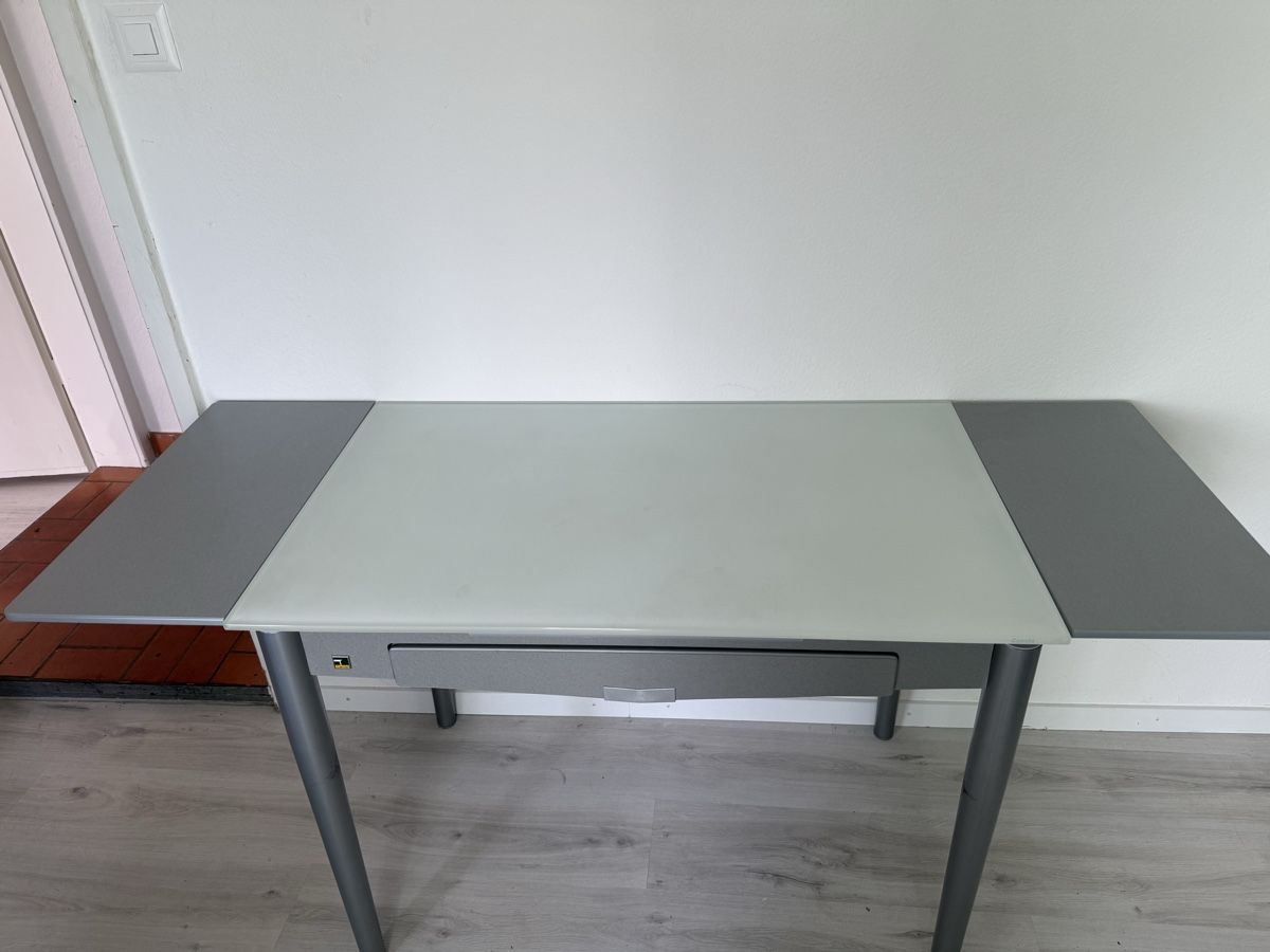 Bureaux: Desk – D'occasion à Dietikon par Szelenyidori 4
