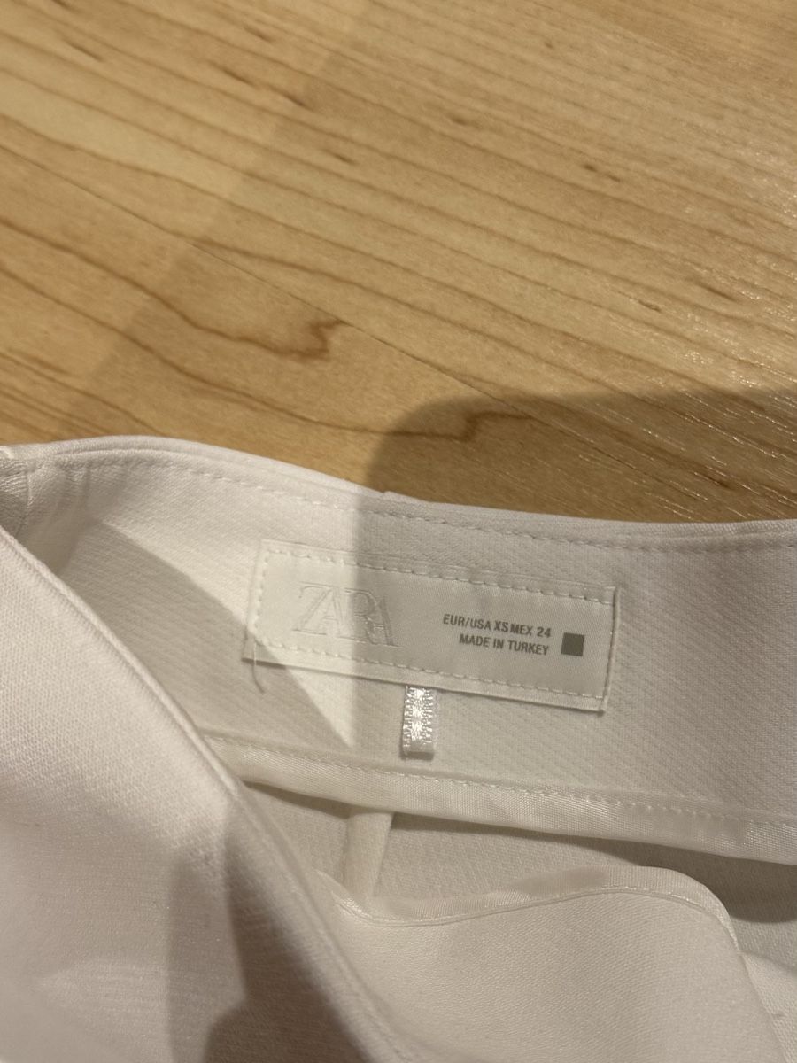 Zara Pantaloni: Zara Skort weiss, Grösse XS – Nuovo (secondo la descrizione) da Tuggen venduto da jess_gls06 1