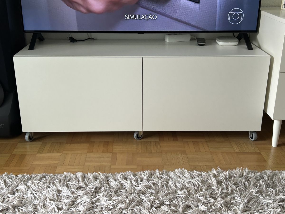 Ikea Mobili TV: IKEA Lowboard BESTA 120cm weiss mit Rollen – Usato da Luzern venduto da zapatae 2
