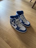 Nike Jordans Blau