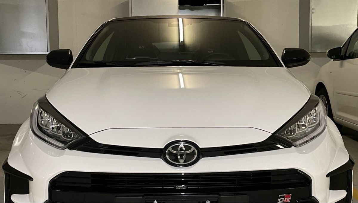 Toyota Tutti pezzi di ricambio auto: GR Yaris original Motorhaube – Usato da Pfäffikon ZH venduto da Danny777