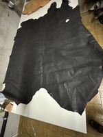 Ganze kleine Rinderhaut, 0,6 mm, ca. 1,2 x 1,3 m