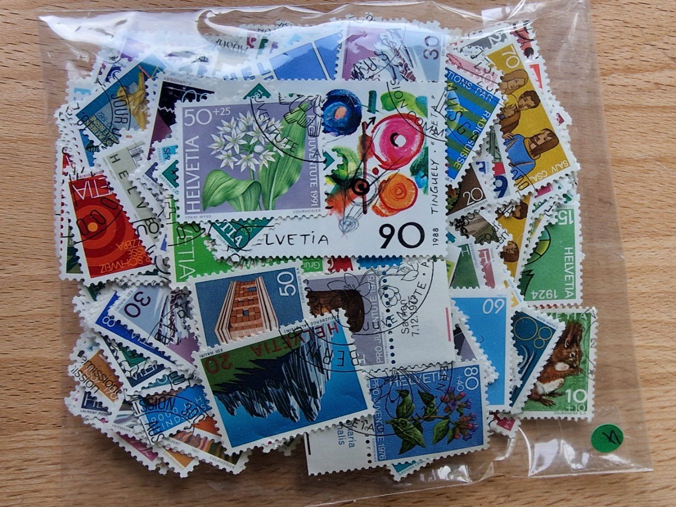 Alle Briefmarken: 50 g wunderschöner CH-Mix - > 50 g – Gebraucht aus Winterthur von labi012