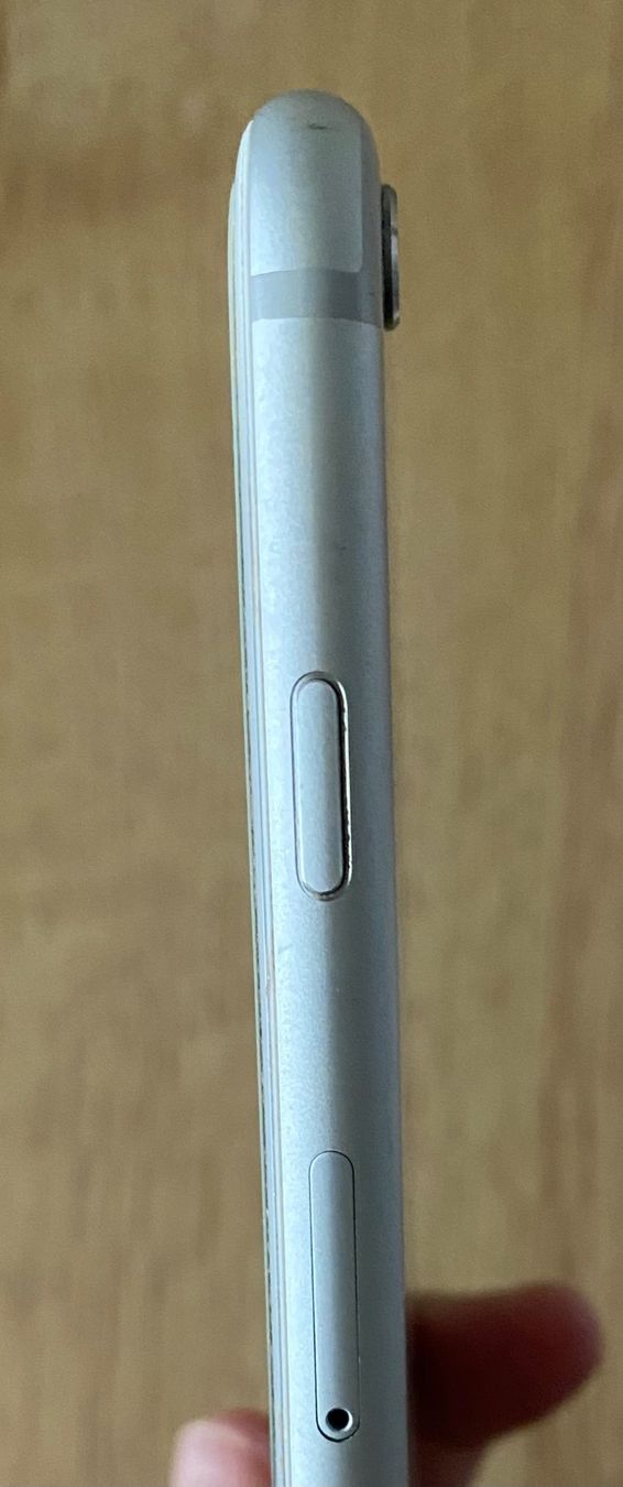 Apple Telefoni cellulari / Smartphones: iPhone 6s silver 32GB – Usato da Rafz venduto da SaintCruz 2