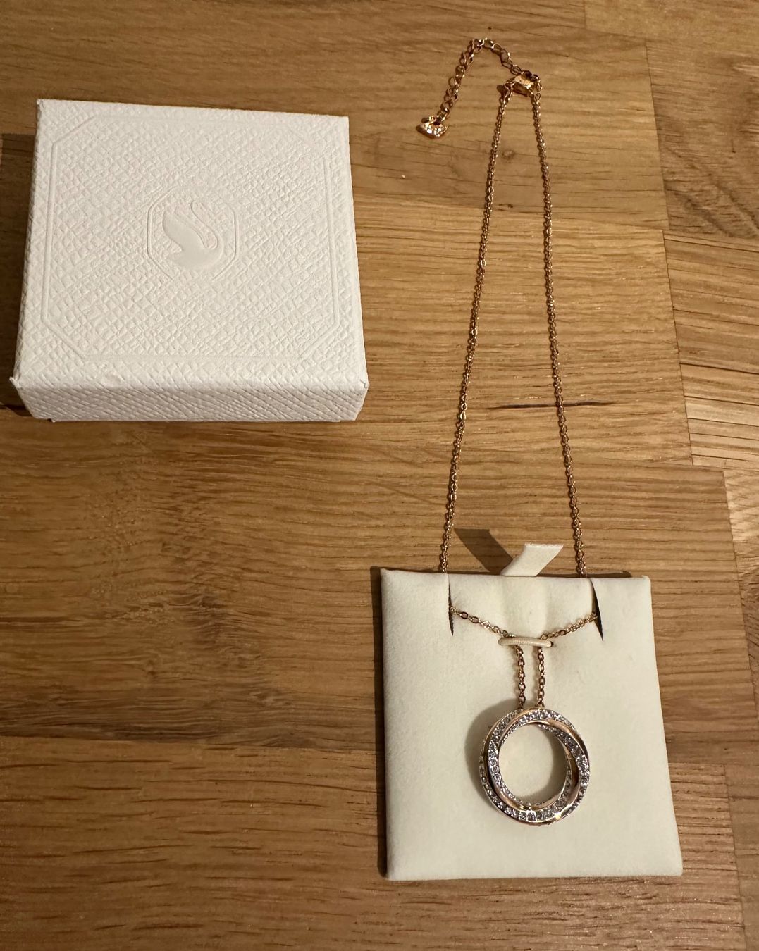 Swarovski Catenine: Swarovski Halskette NEU – Nuovo e nell'imballaggio originale da Gerlafingen venduto da Uragano 3