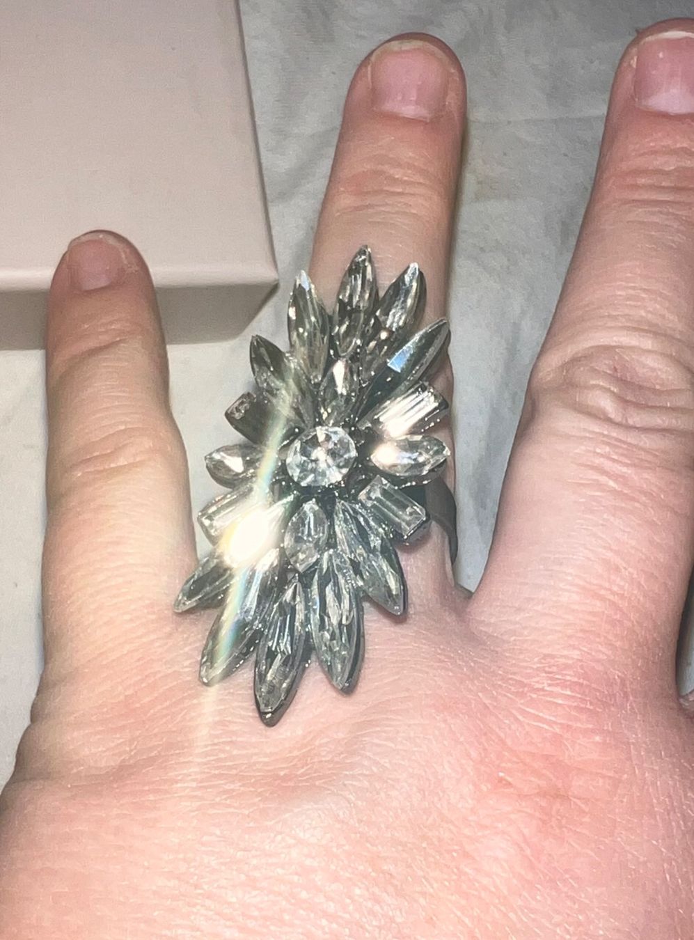 Ringe: • Modischer grosser Ring • – Gebraucht aus Basel von mendoza13 2