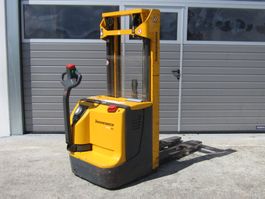 Ameise, Deichsel-Stapler max. 1200kg,max.4.30m, Batterie neu