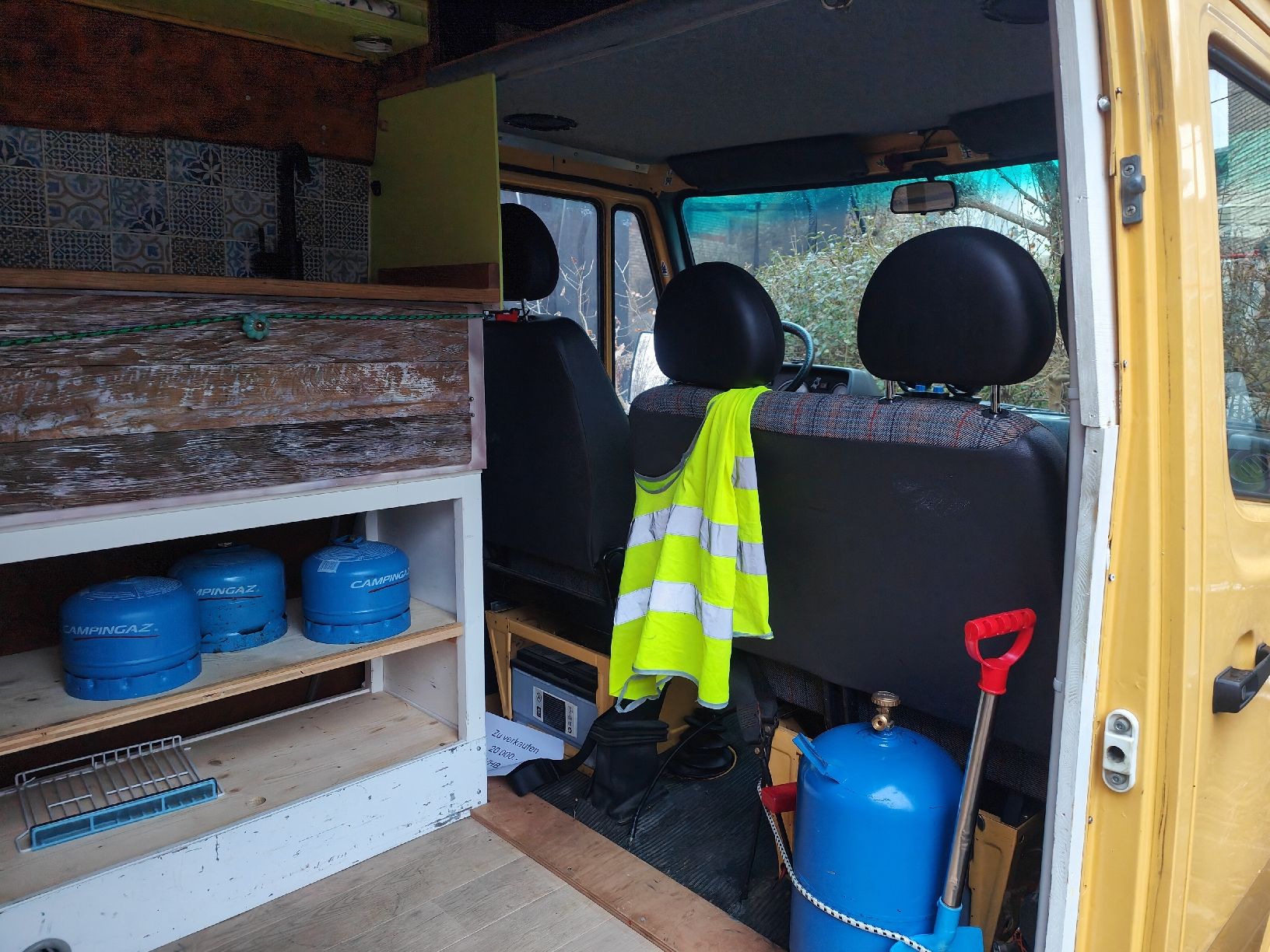 Mercedes-Benz Camping Fahrzeuge: Mercedes Benz 310 Campervan – Gebraucht aus Winterthur von Holz_am_bau 4