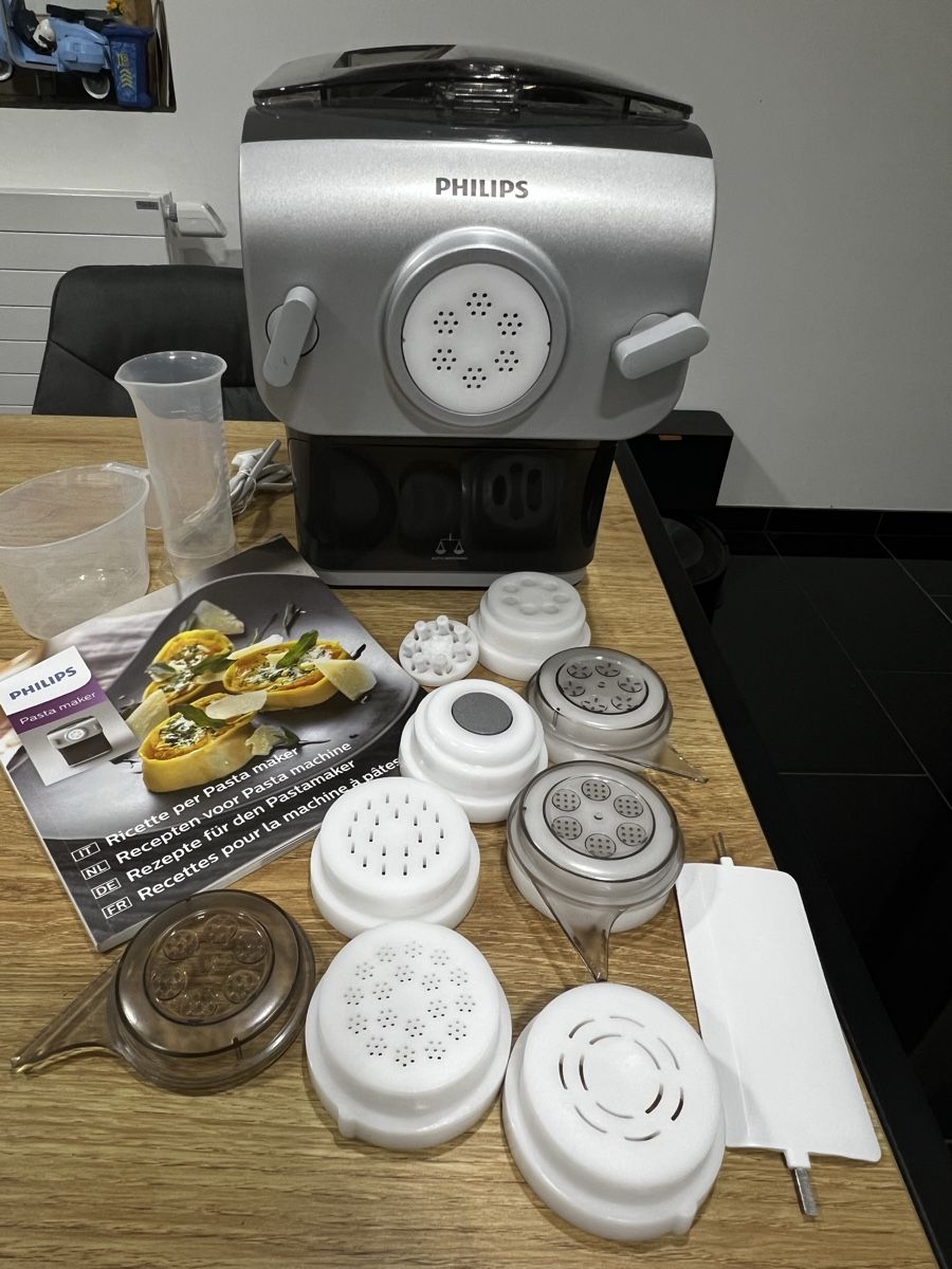 Philips Elettrodomestici da cucina: Pasta Maker Machine à Pâtes Philips- Avec Accessoires – Nuovo (secondo la descrizione) da Clarens venduto da Scrat_84