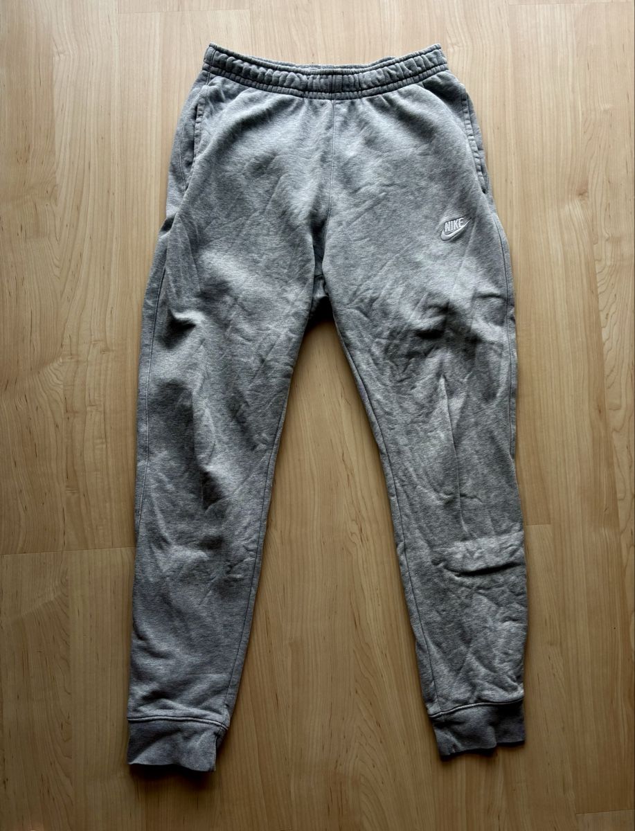 Nike Pantaloni: Jogging Nike gris S – Nuovo (secondo la descrizione) da Denens venduto da RomainSecondeMain 2