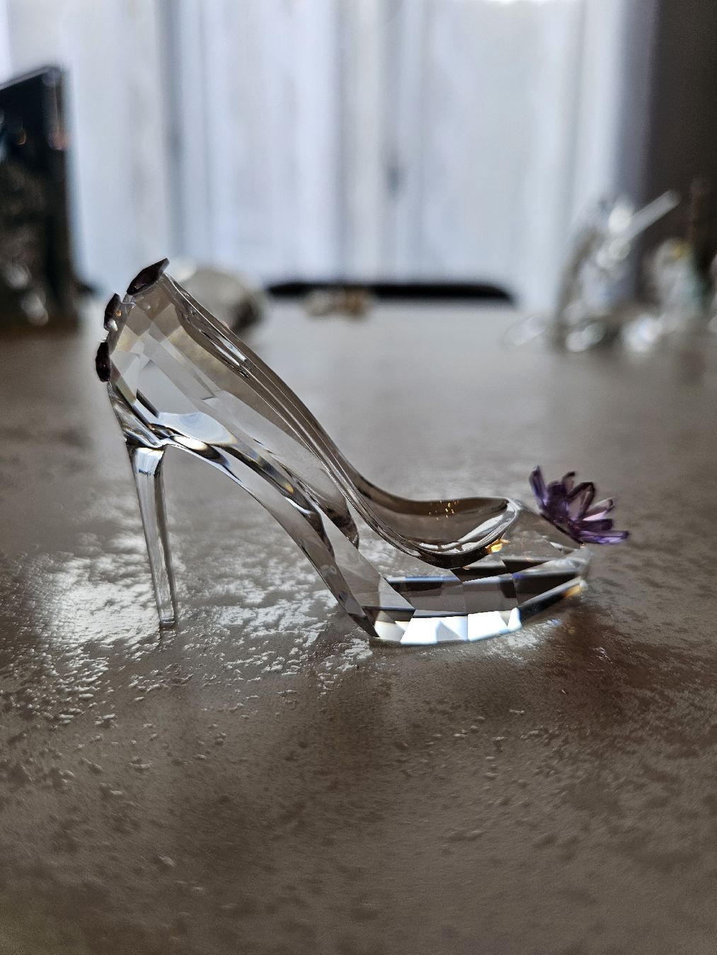 Swarovski Statuette: Swarovski Shoe with Flower 5493712 – Nuovo e nell'imballaggio originale da Roggwil BE venduto da val_cqv7 2