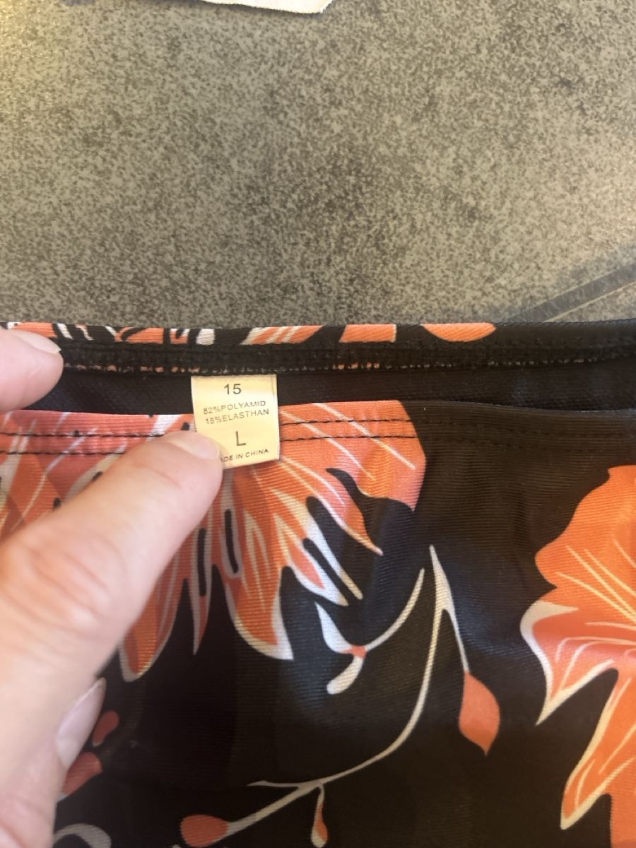 Maillots de bain & Bikinis: Bikini Badeanzug 2 Stück Gr.L – D'occasion à Mühledorf SO par Dania77 3