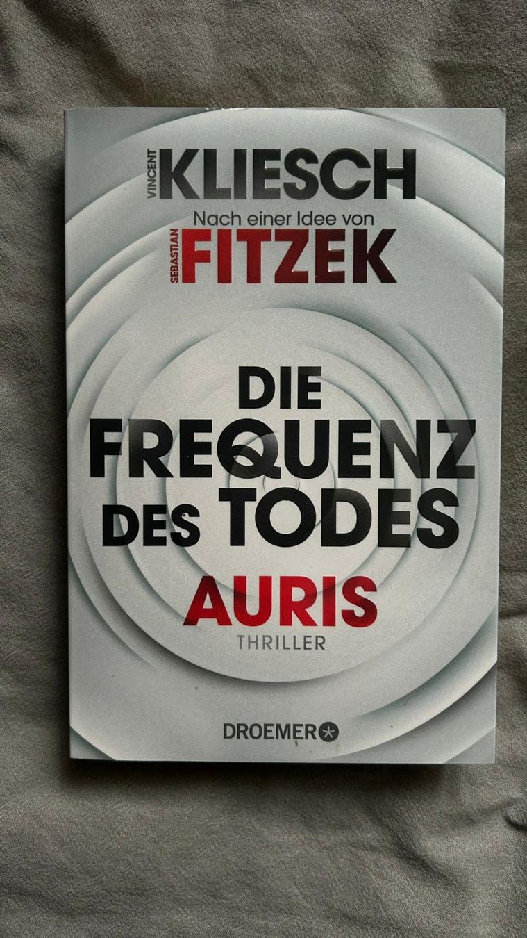 Libri: Buch Die Frequenz des Todes – Nuovo (secondo la descrizione) da Hasle LU venduto da Flamme6