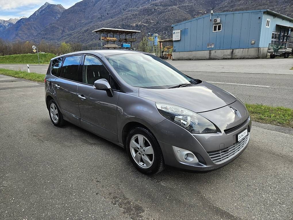 Autos: RENAULT SCENIC 7 POSTI  – D'occasion à Biasca par autolowcost 4