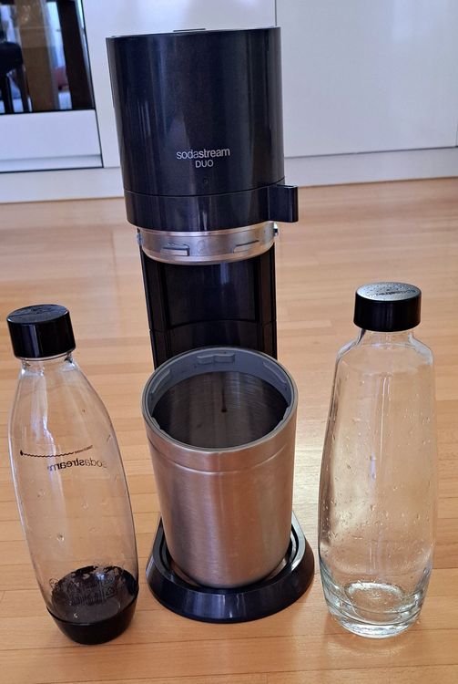 Sodastream DUO mit 2 Flaschen und Gaskartusche