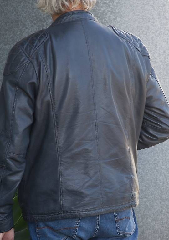Vestes: LEDERJACKE HERREN Gr.52 – D'occasion à Ittigen par Rolfricardo 1