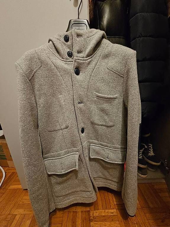 Giacche: Jacket / Veste Laine neuve – Usato da Lausanne venduto da pat_6plk