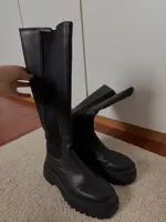 Under Knees Boots