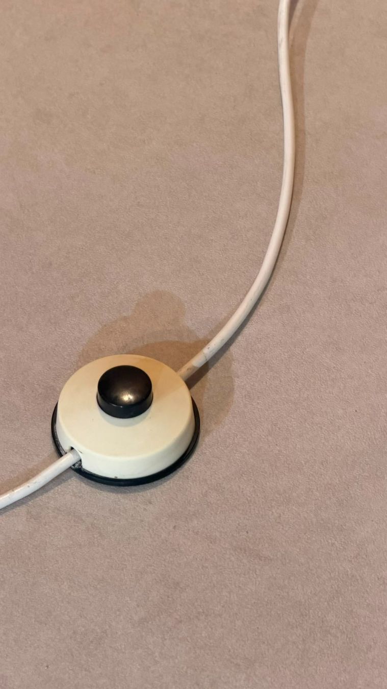 Lampen: Schweizer Vintage Schwingarm Stehleuchte mit Gegengewicht – Gebraucht aus Rickenbach ZH von Der-Insider 7