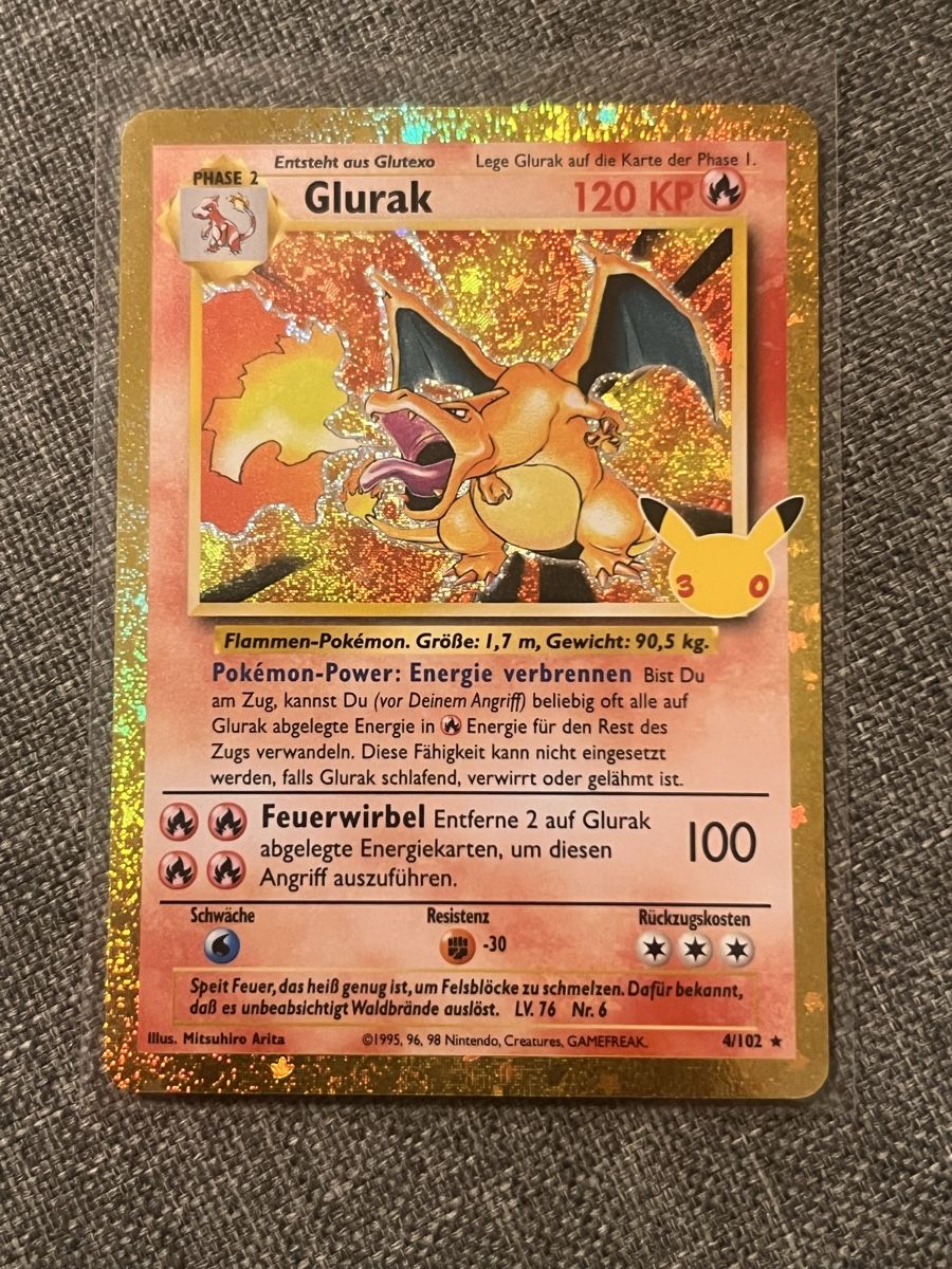 Pokémon Carte collezionabili: Glurak (Charizard) - 30th Celebration Classic - DE – Usato da Stallikon venduto da clemzou
