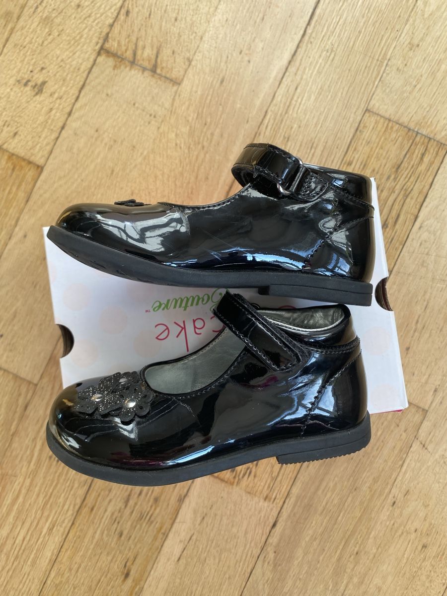 Scarpe per ragazze: Lack-/ Trachtenschuhe Gr. 23 – Nuovo (secondo la descrizione) da Zürich venduto da surfflake 3