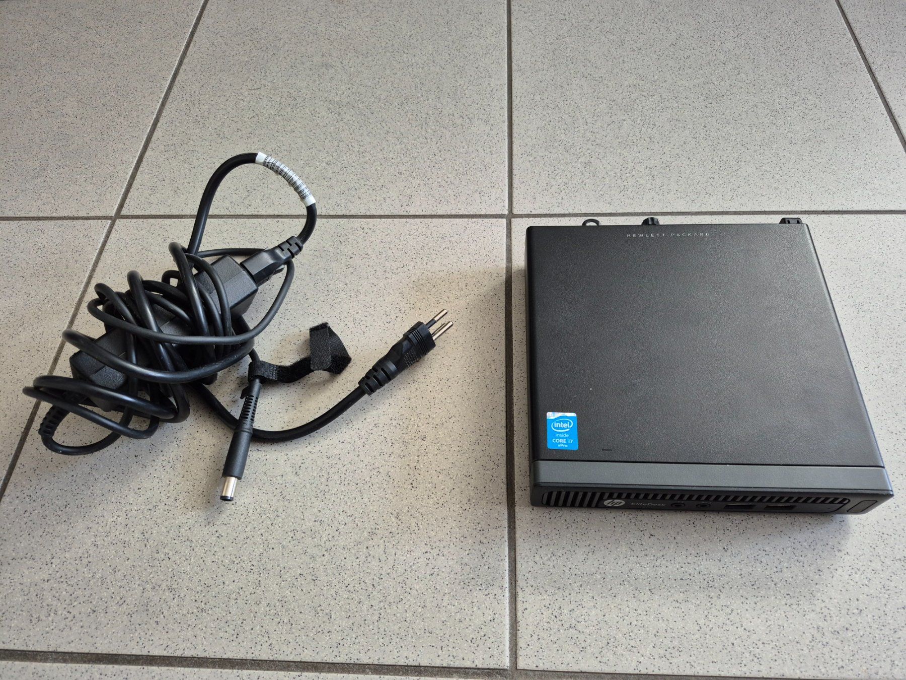Hewlett Packard PC: HP EliteDesk Mini PC Intel Core i7 Windows 10 – Usato da Rüti b. Lyssach venduto da Fidi4 1