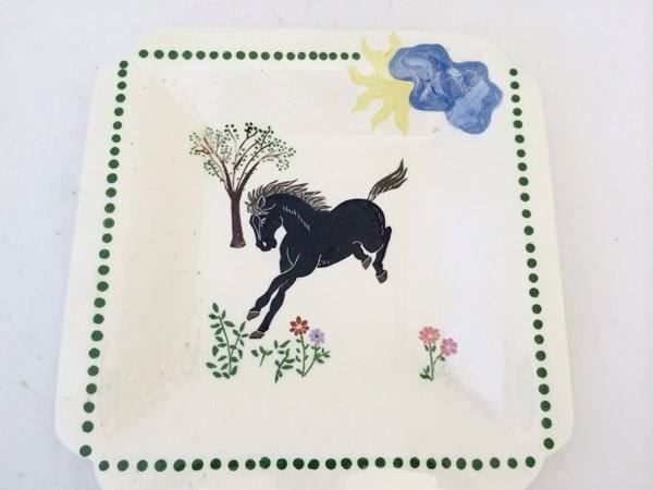 Piatti di portata: Schale glasiert ! mit Pferdedekor ! – Usato da Brügg BE venduto da rutschimedizin