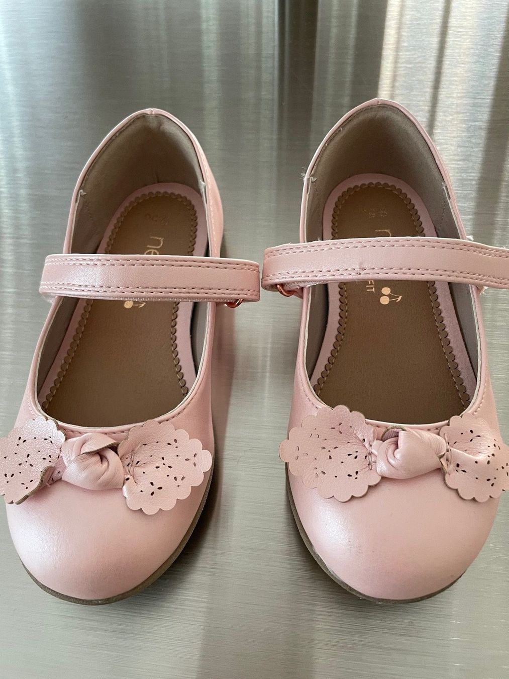 Next Scarpe per ragazze: Riemchenschuhe Gr. 27,5 – Usato da Glattpark(Opfikon) venduto da Glatt19