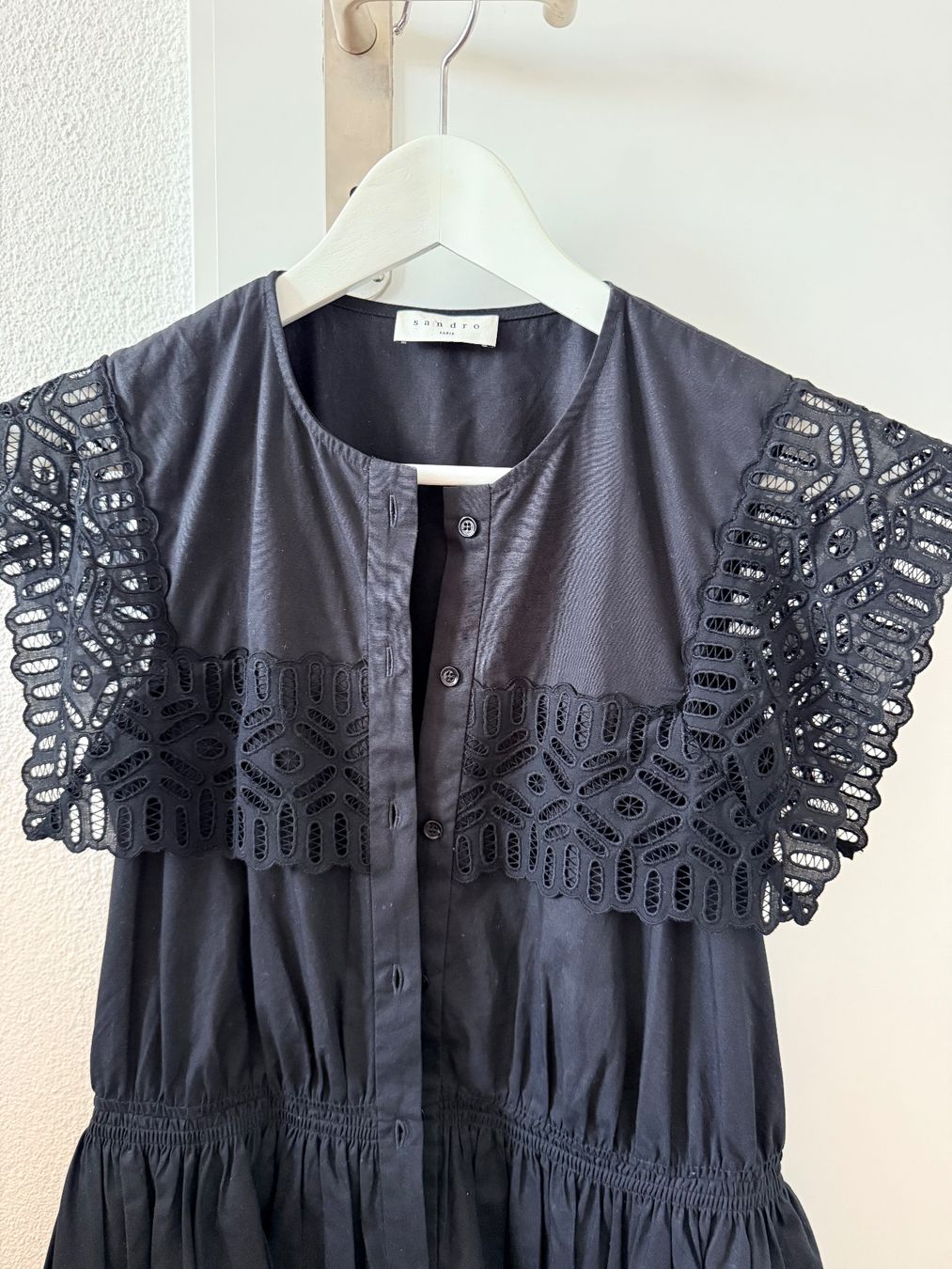 Sandro Vestiti: Sandro Paris Kleid schwarz Gr. 36 – Nuovo (secondo la descrizione) da Egg b. Zürich venduto da sanaxenia 2