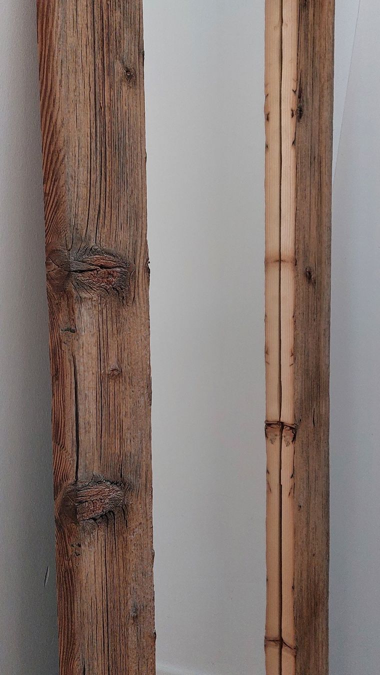 Specchi: Spiegel mit einem Rahmen aus einem Altholzbrett – Nuovo e nell'imballaggio originale da Egnach venduto da Oldwoodstyle 8