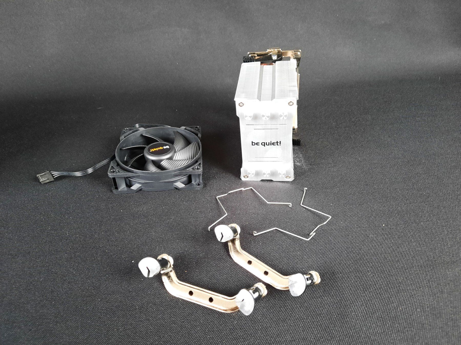 beQuiet! Componenti elettronici: ROCK SLIM 2 Kühler für PC – Nuovo (secondo la descrizione) da Beinwil am See venduto da Restwert_Beinwil 4