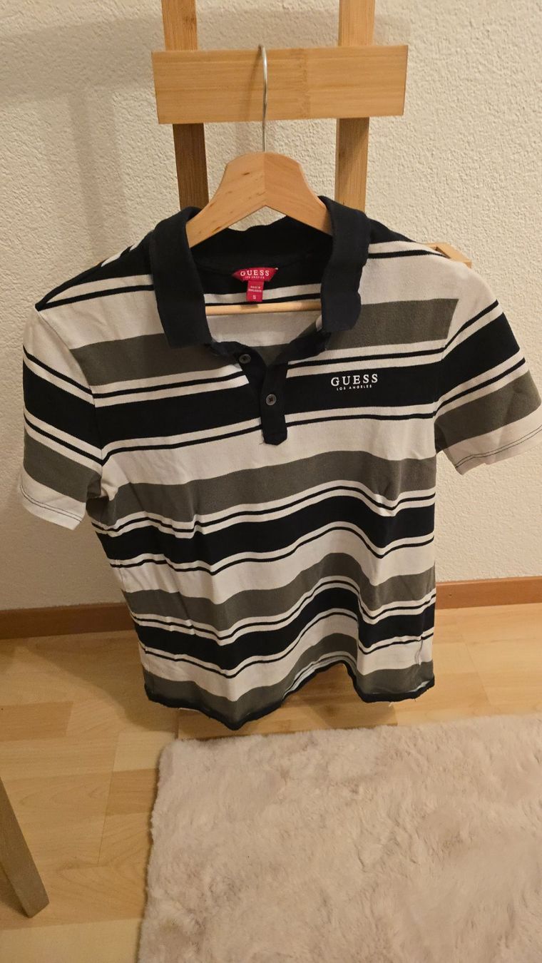 Guess Magliette Polo: Kleidung – Usato da Arbon venduto da ful_nb2j