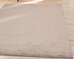Teppich /// Taupe