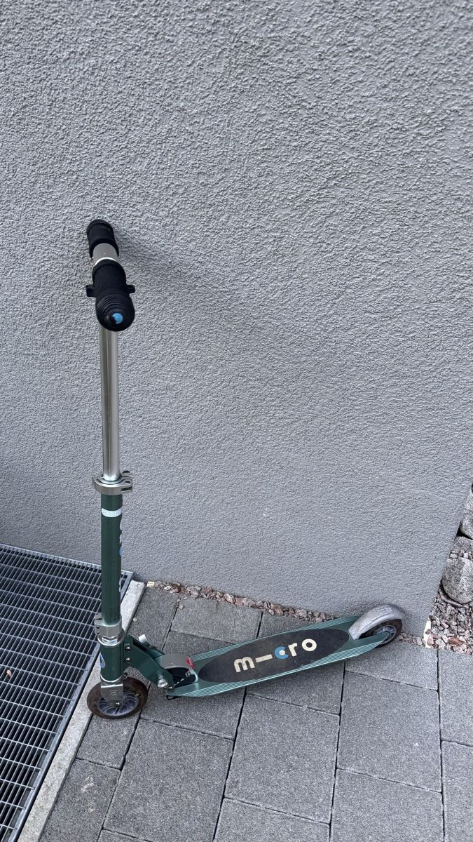 Micro Kickboard: Trottinett Micro – Gebraucht aus Allschwil von dmu2