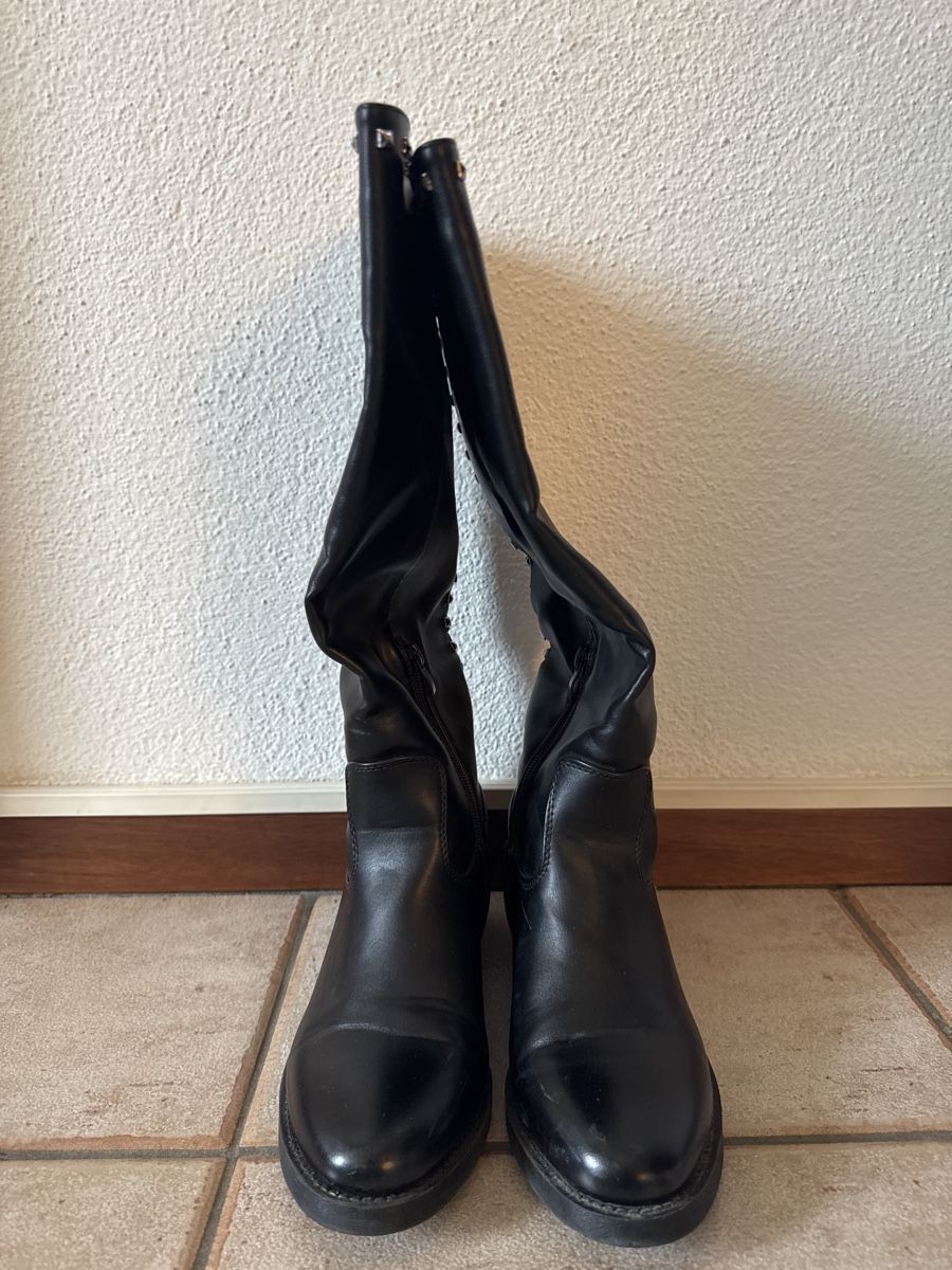 Scarpe da donna: Stivale alto – Usato da Rancate venduto da Waly__ 1