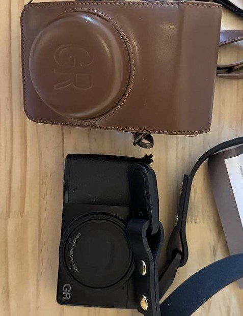 Ricoh Fotocamera: Ricoh GR III Urban Edition Kit – Usato da Zürich venduto da hartmann.r 2